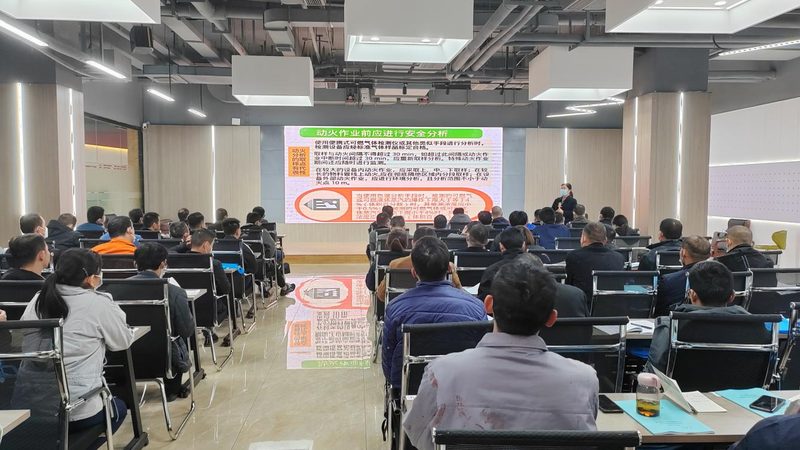 技能培训设备厂家直销加盟，如何规避潜在风险？**