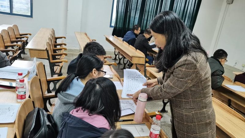 揭秘正规学历提升机构排名榜背后的逻辑