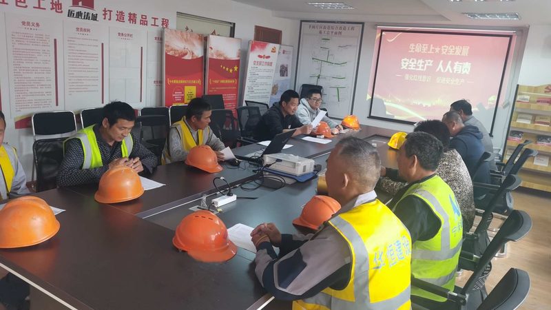 职场白领提升PPT技能，报名前需了解这些关键点